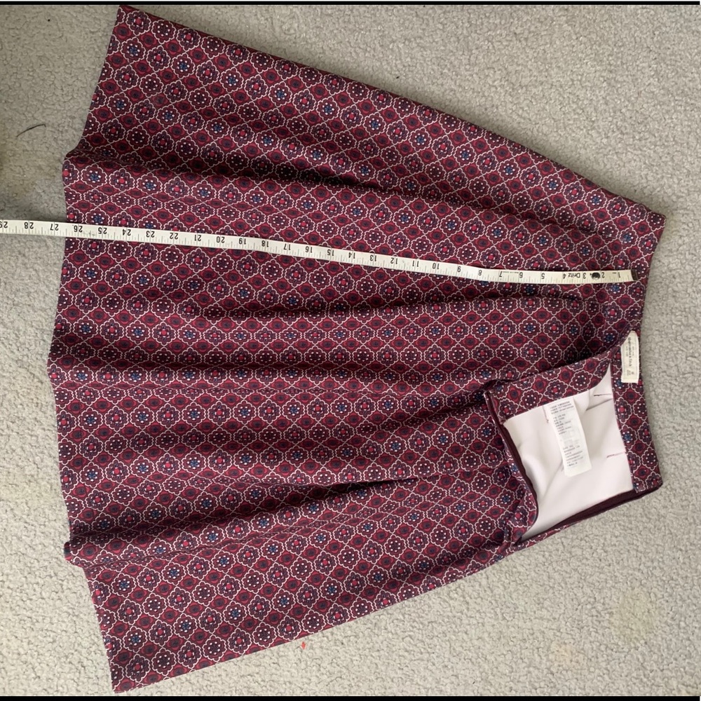 Abercrombie & Fitch, very cute skirt, great deal;)